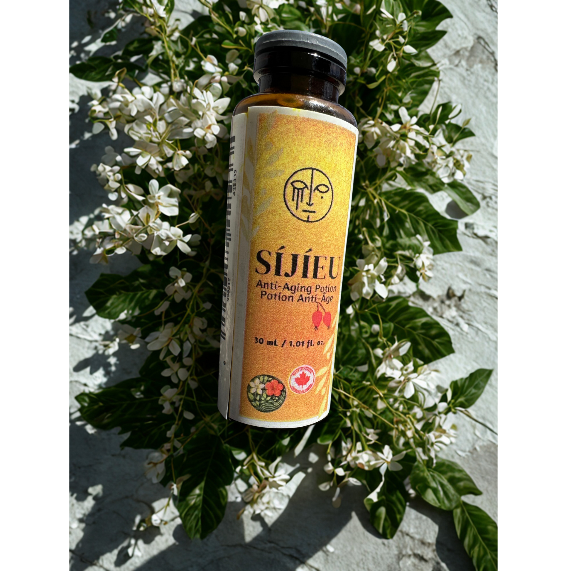 SÍJÍEU Plant-powered anti-aging potion crafted to nourish, smooth, and restore elasticity.